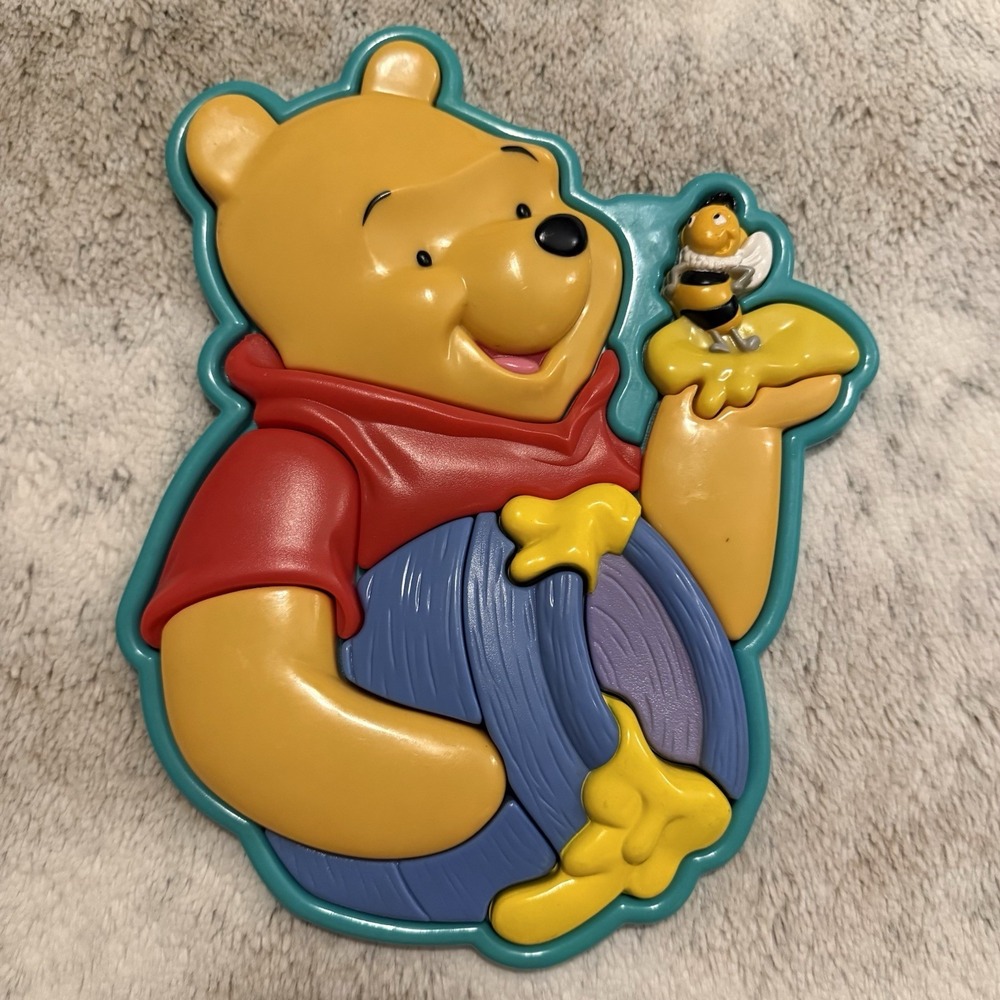 Disney Vintage 3D Plastic Tray Puzzles Winnie the Pooh